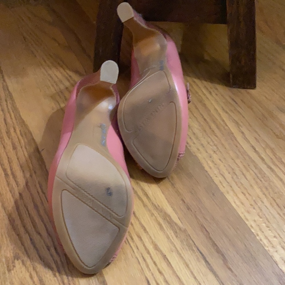 Nine West pink heels - Picture 3 of 4